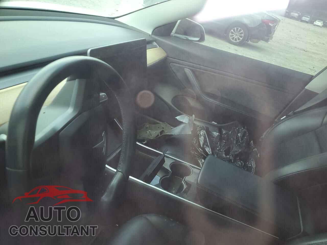 TESLA MODEL 3 2018 - 5YJ3E1EA9JF076860