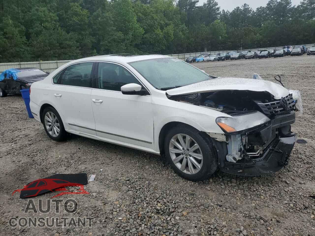 VOLKSWAGEN PASSAT 2013 - 1VWCH7A32DC056868