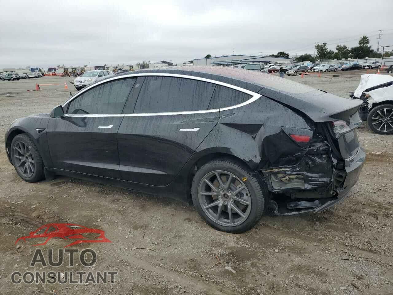 TESLA MODEL 3 2018 - 5YJ3E1EA2JF123324