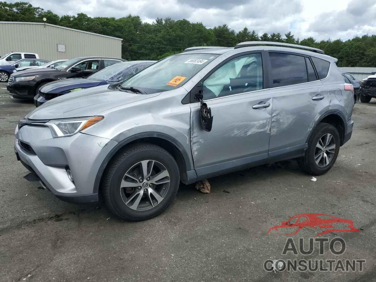 TOYOTA RAV4 2018 - 2T3RFREV0JW815309