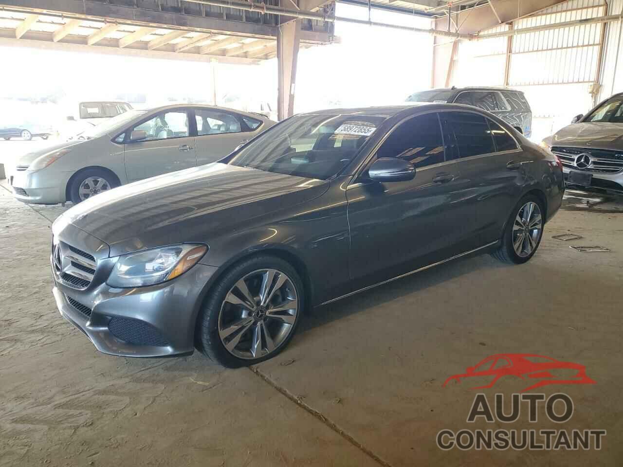 MERCEDES-BENZ C-CLASS 2018 - 55SWF4JB1JU238800