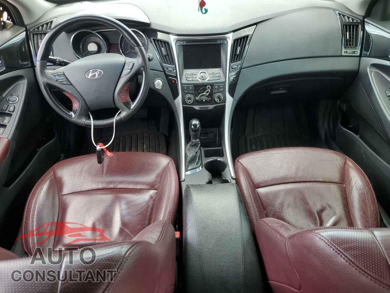 HYUNDAI SONATA 2013 - 5NPEC4AC6DH615285