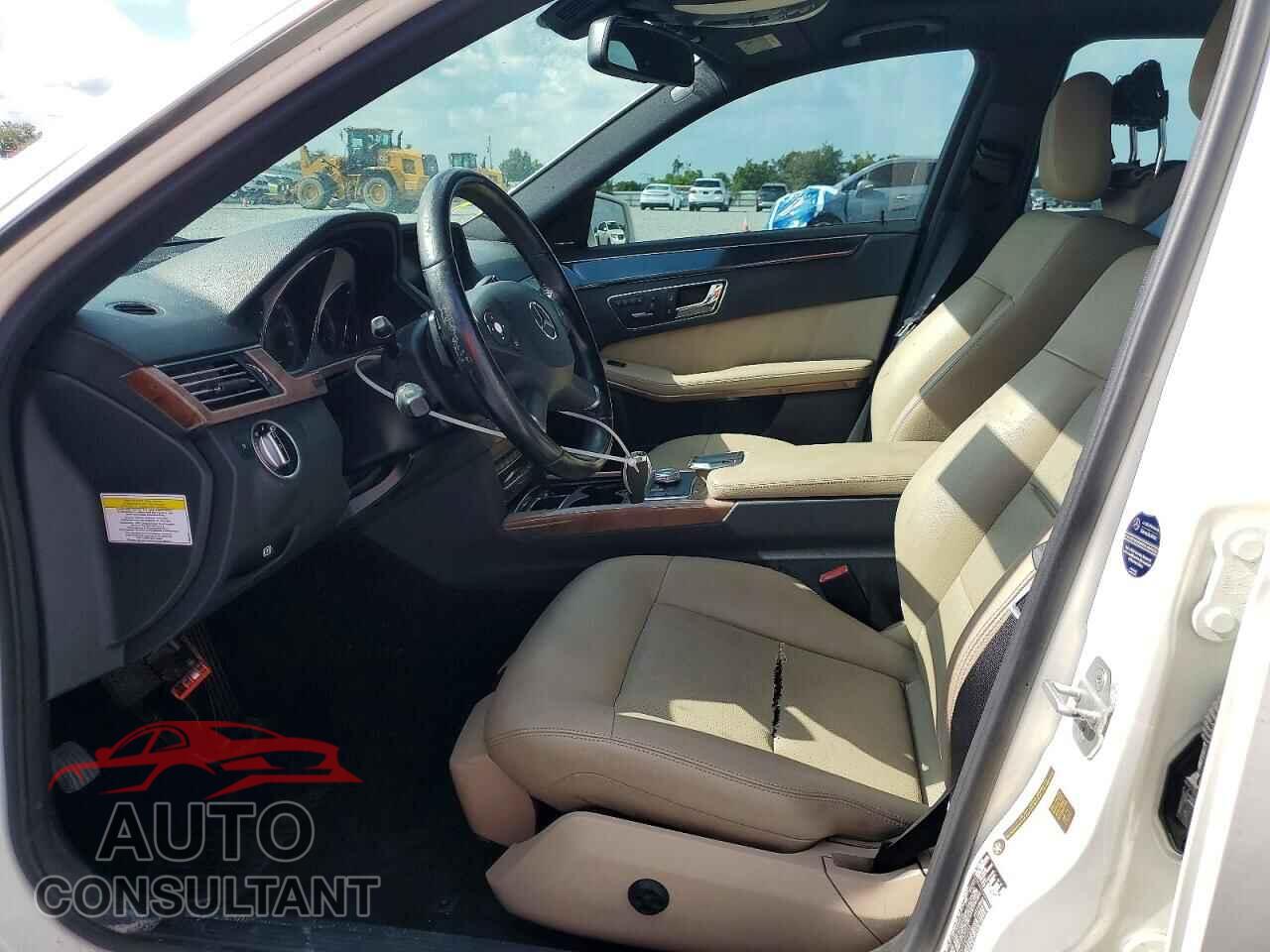 MERCEDES-BENZ E-CLASS 2011 - WDDHF2EB2BA399052