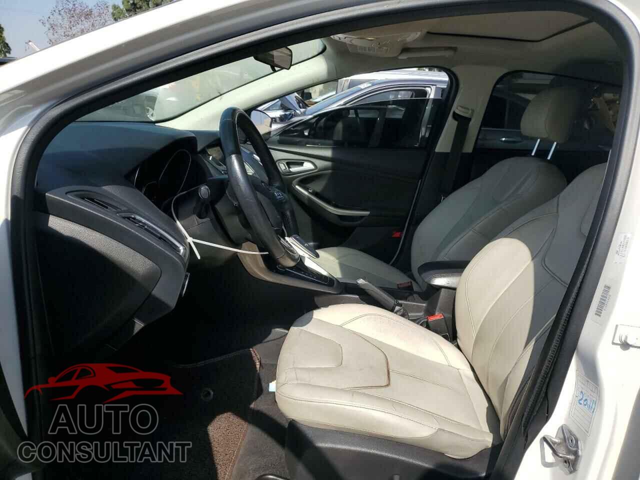 FORD FOCUS 2017 - 1FADP3J2XHL291606