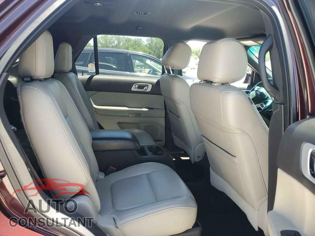 FORD EXPLORER 2011 - 1FMHK7F89BGA61050