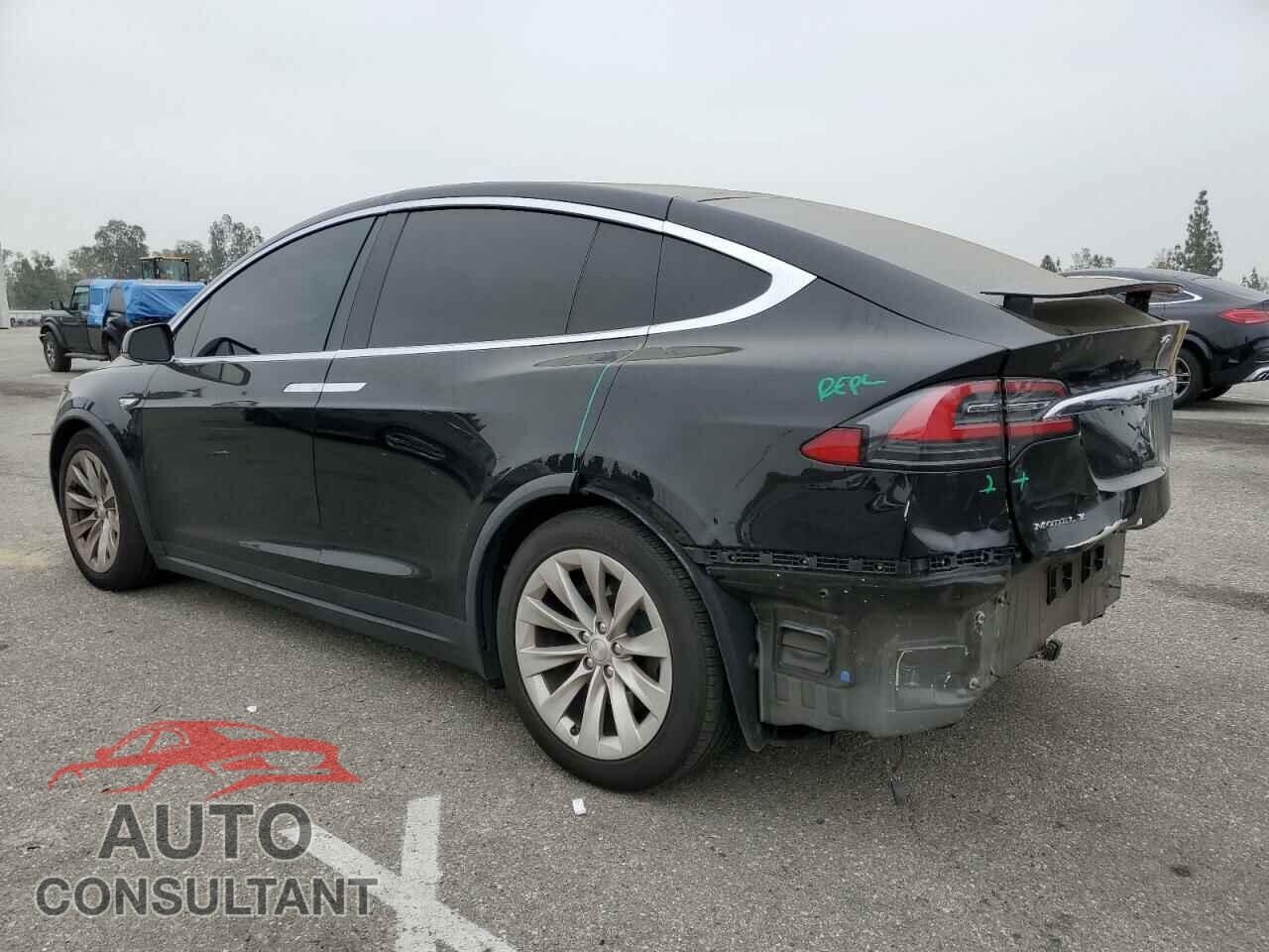 TESLA MODEL X 2016 - 5YJXCBE27GF020432