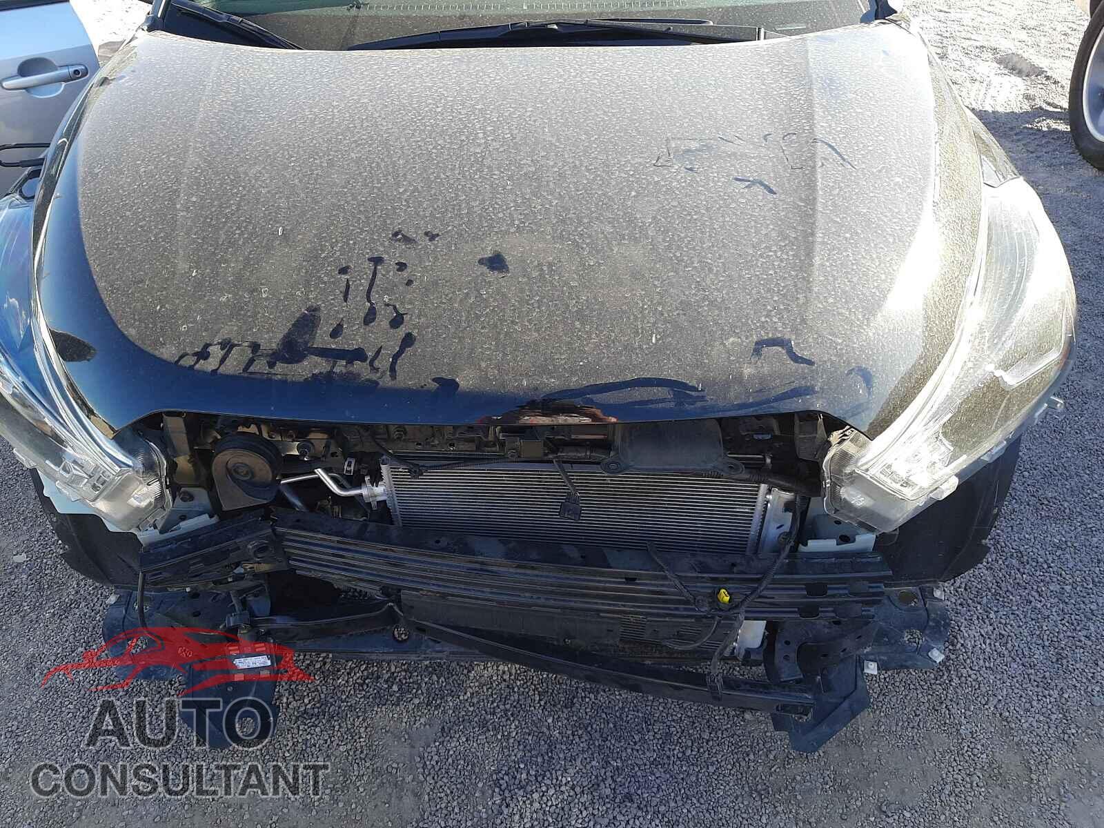 NISSAN KICKS 2019 - 3N1CP5CU0KL555611