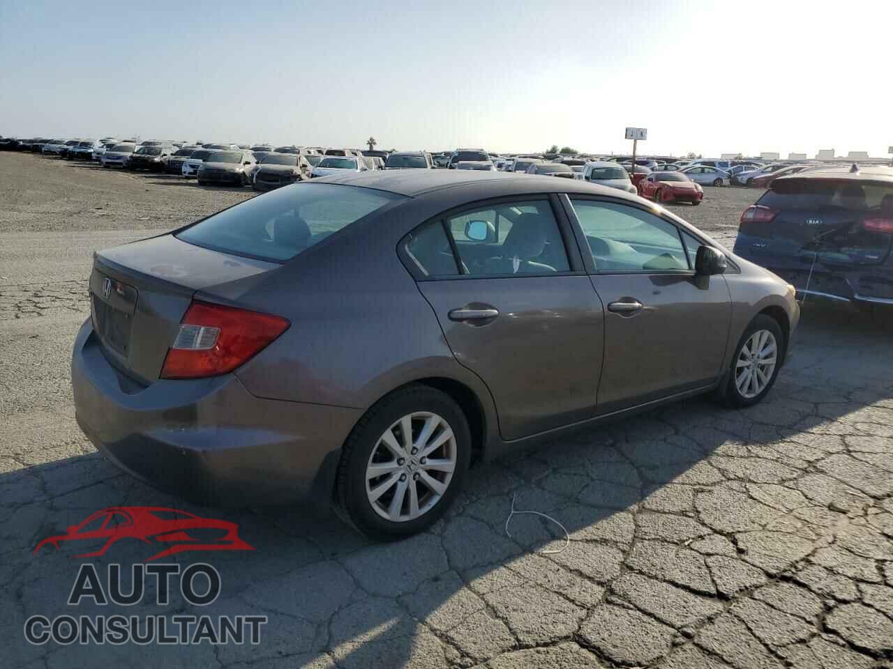 HONDA CIVIC 2012 - 2HGFB2F86CH547059