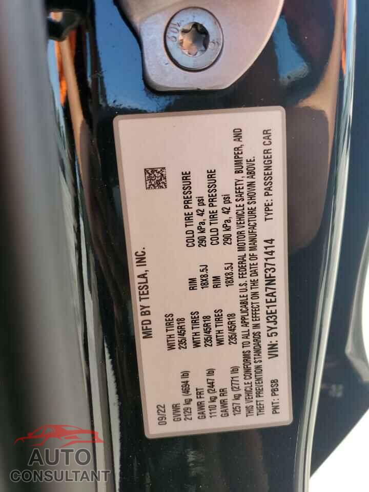 TESLA MODEL 3 2022 - 5YJ3E1EA7NF371414