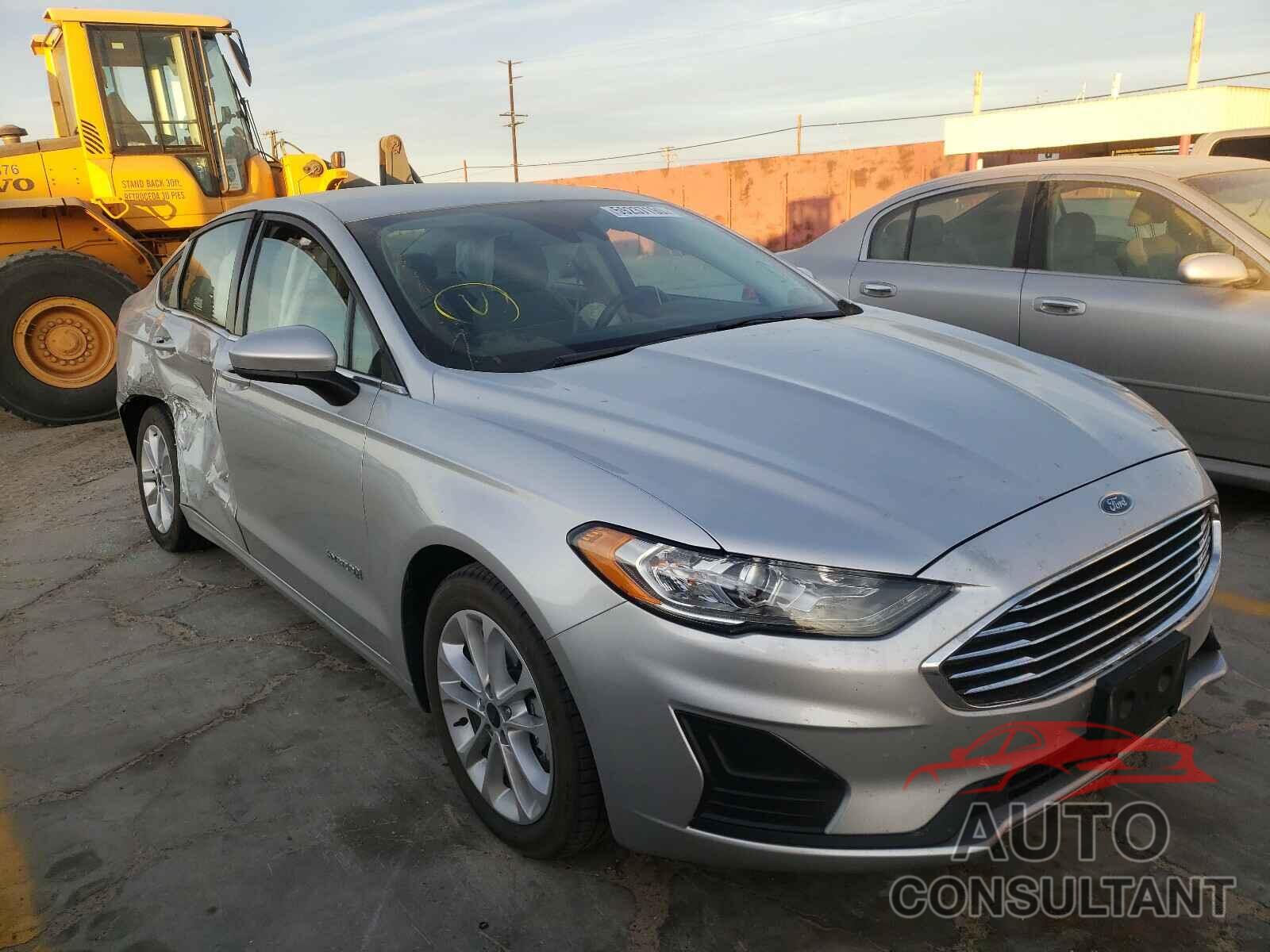 FORD FUSION 2019 - 3FA6P0LU7KR221365