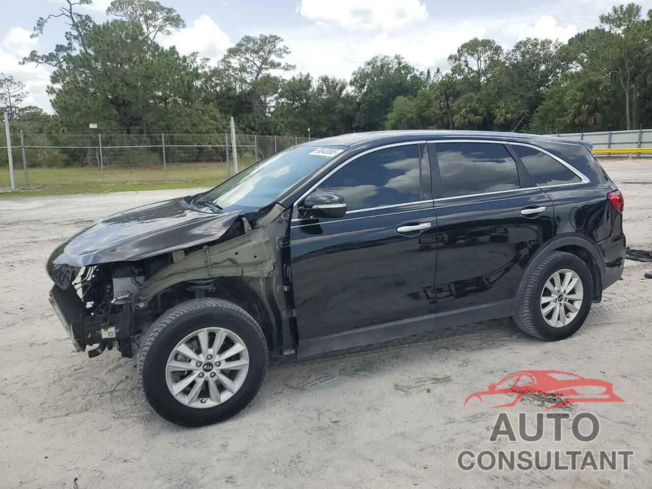 KIA SORENTO 2019 - 5XYPG4A3XKG573124