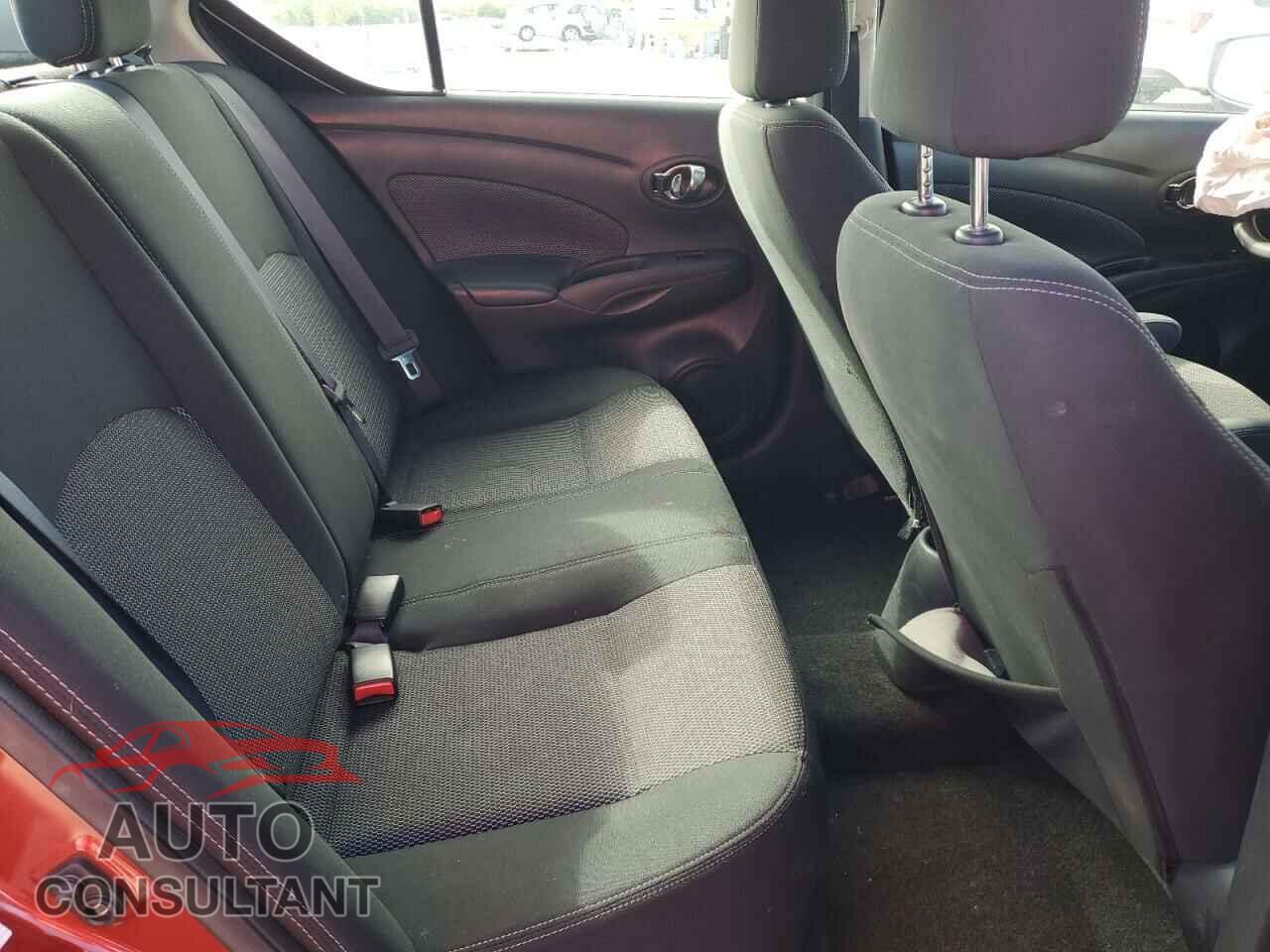 NISSAN VERSA 2017 - 3N1CN7AP3HL854940