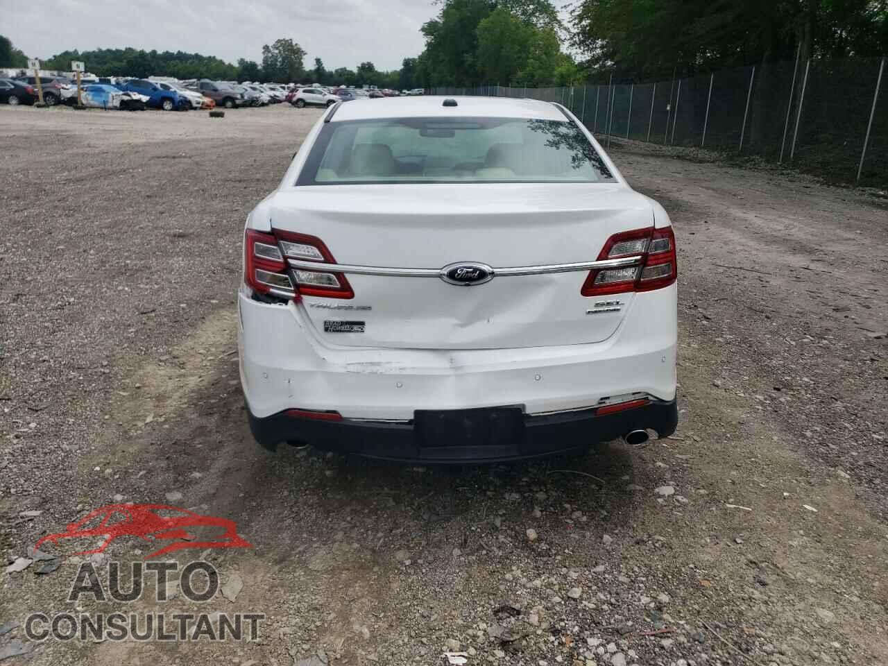 FORD TAURUS 2016 - 1FAHP2E82GG100052