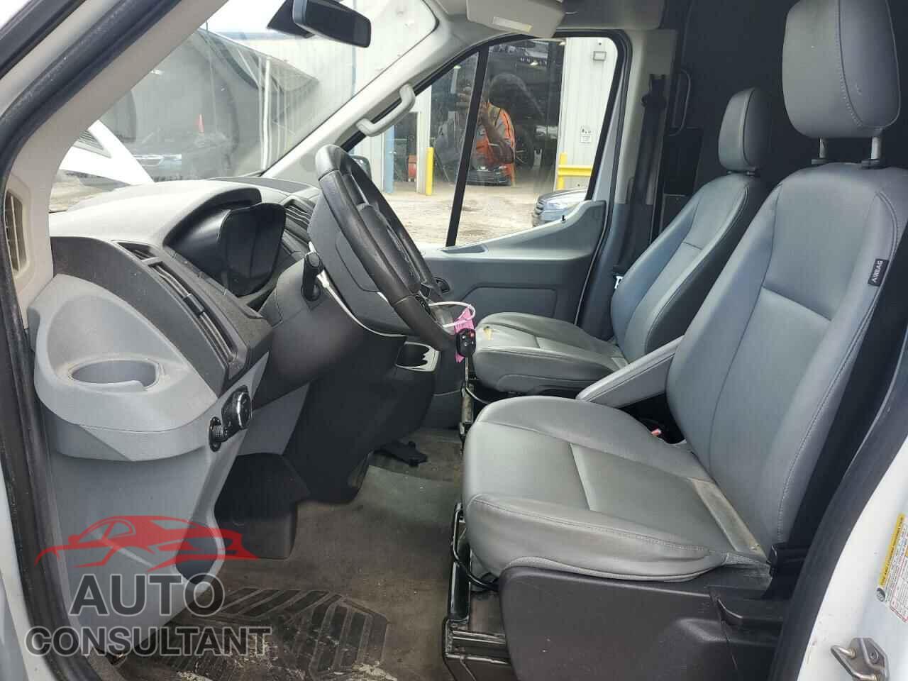 FORD TRANSIT 2016 - 1FTYR3XM3GKB43476