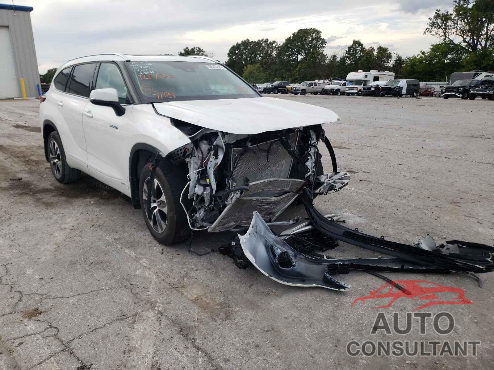 TOYOTA HIGHLANDER 2021 - 5TDGBRCH5MS047204