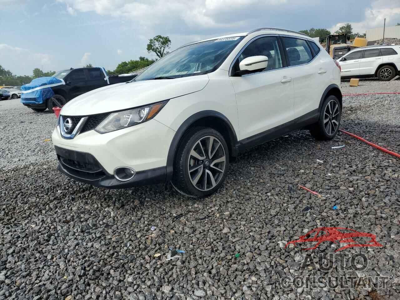 NISSAN ROGUE 2017 - JN1BJ1CP7HW027132