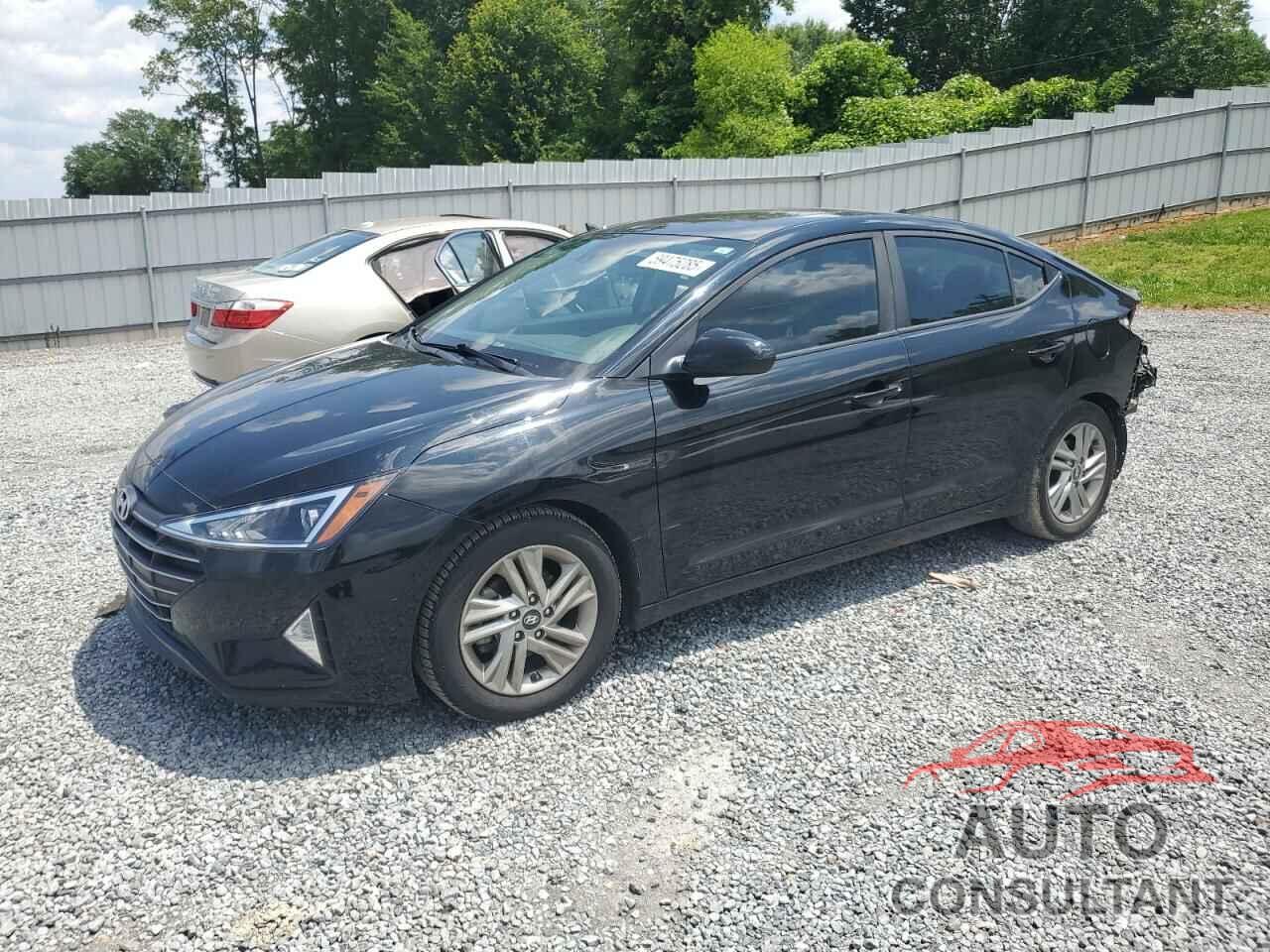 HYUNDAI ELANTRA 2019 - KMHD84LF0KU843544