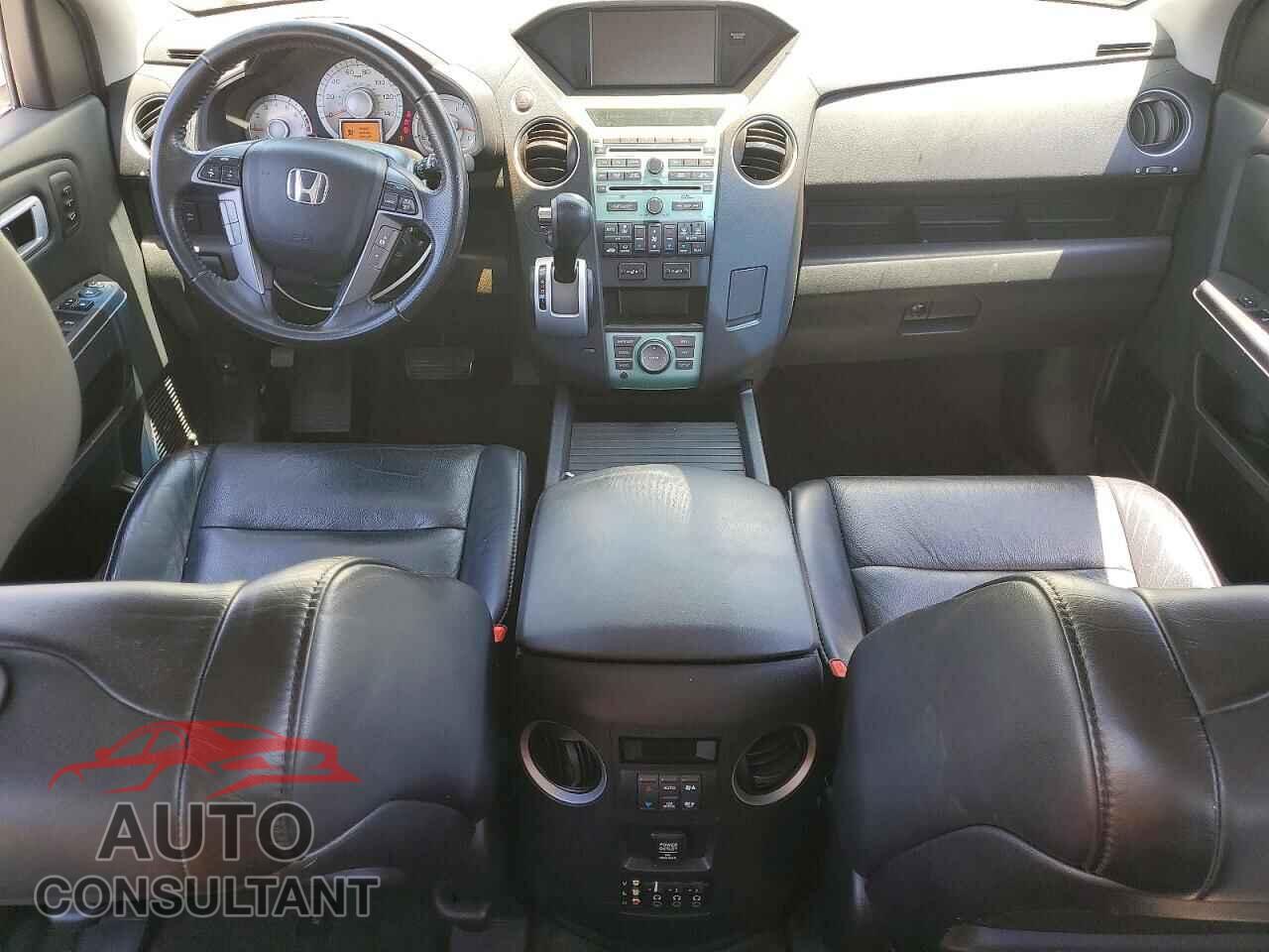 HONDA PILOT 2011 - 5FNYF3H97BB052252