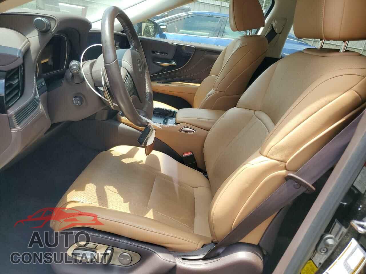 LEXUS LS500 2019 - JTHB51FF9K5010414