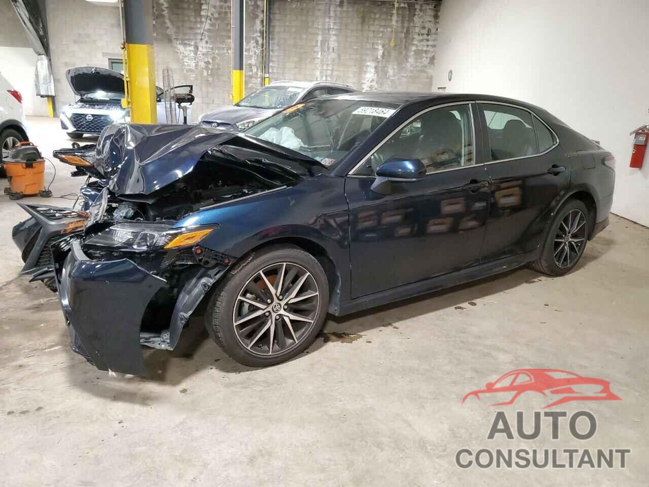 TOYOTA CAMRY 2021 - 4T1G11AK3MU423568
