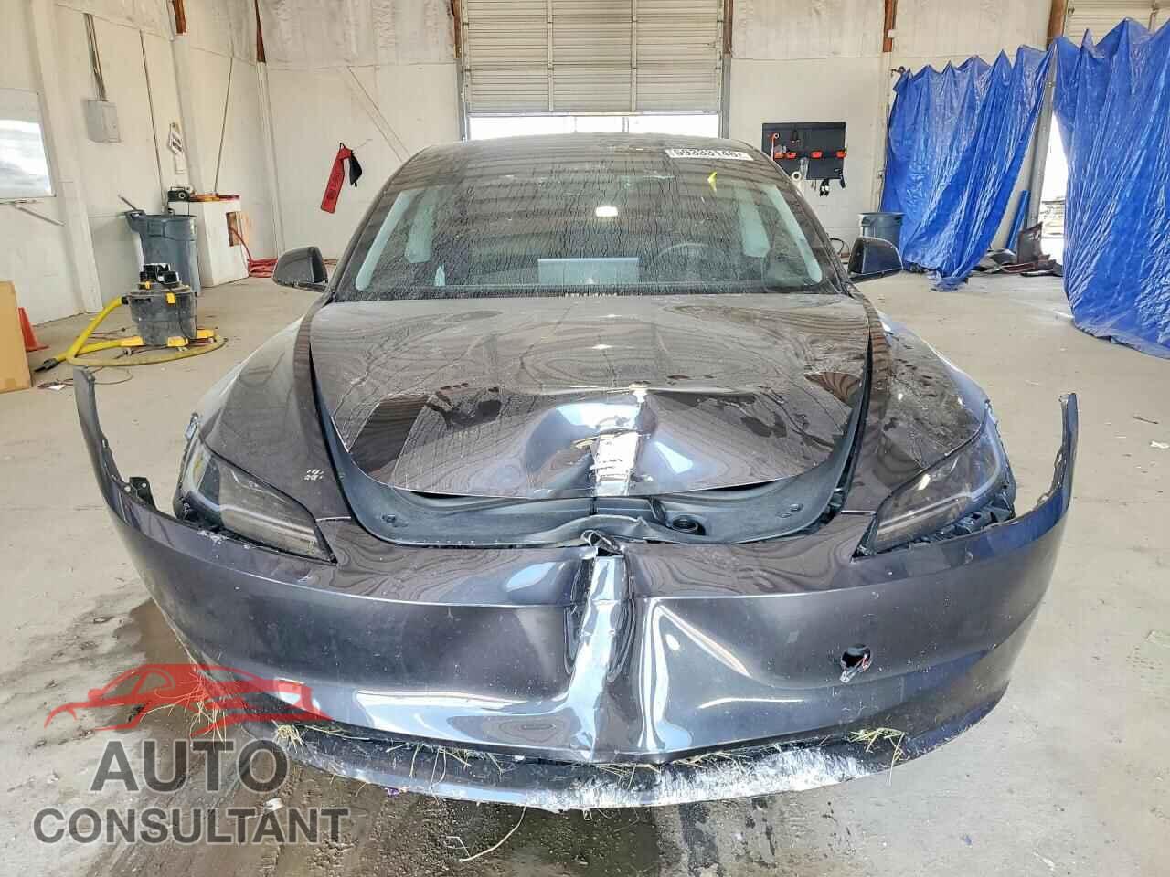 TESLA MODEL 3 2024 - 5YJ3E1EA4RF830114