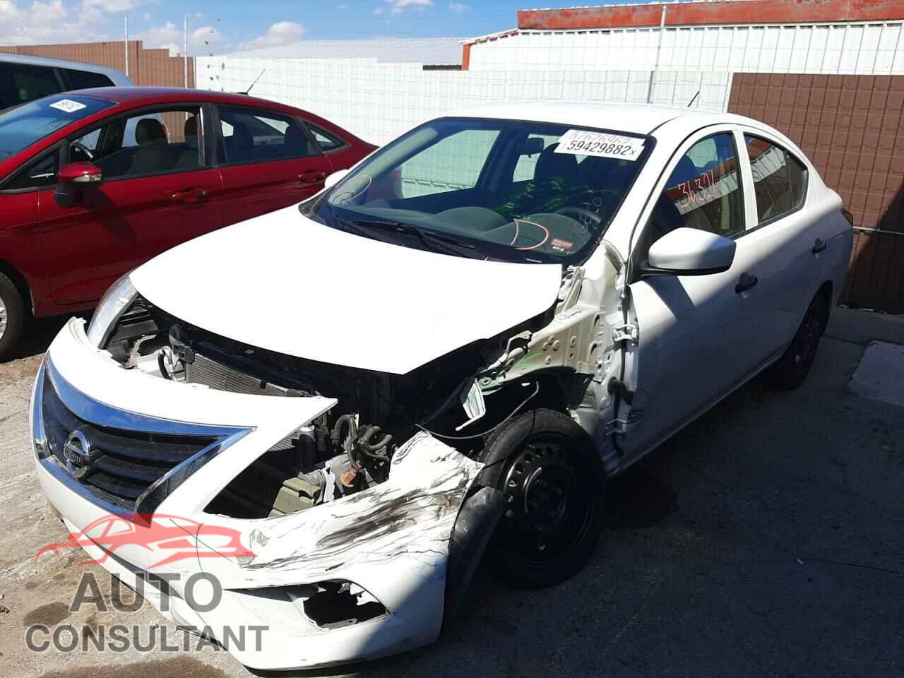NISSAN VERSA 2017 - 3N1CN7AP3HL853576