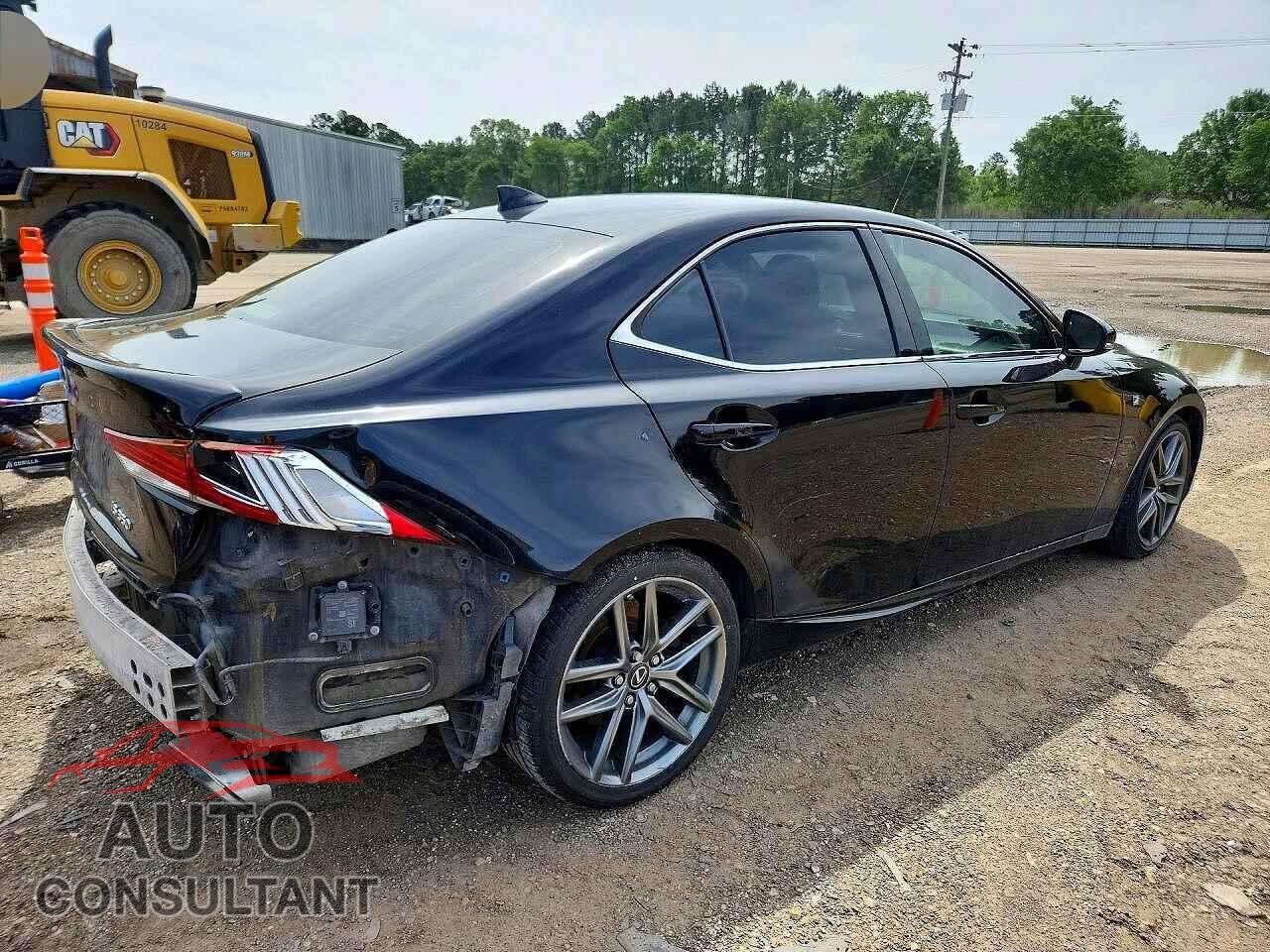 LEXUS IS 2017 - JTHBE1D29H5030140