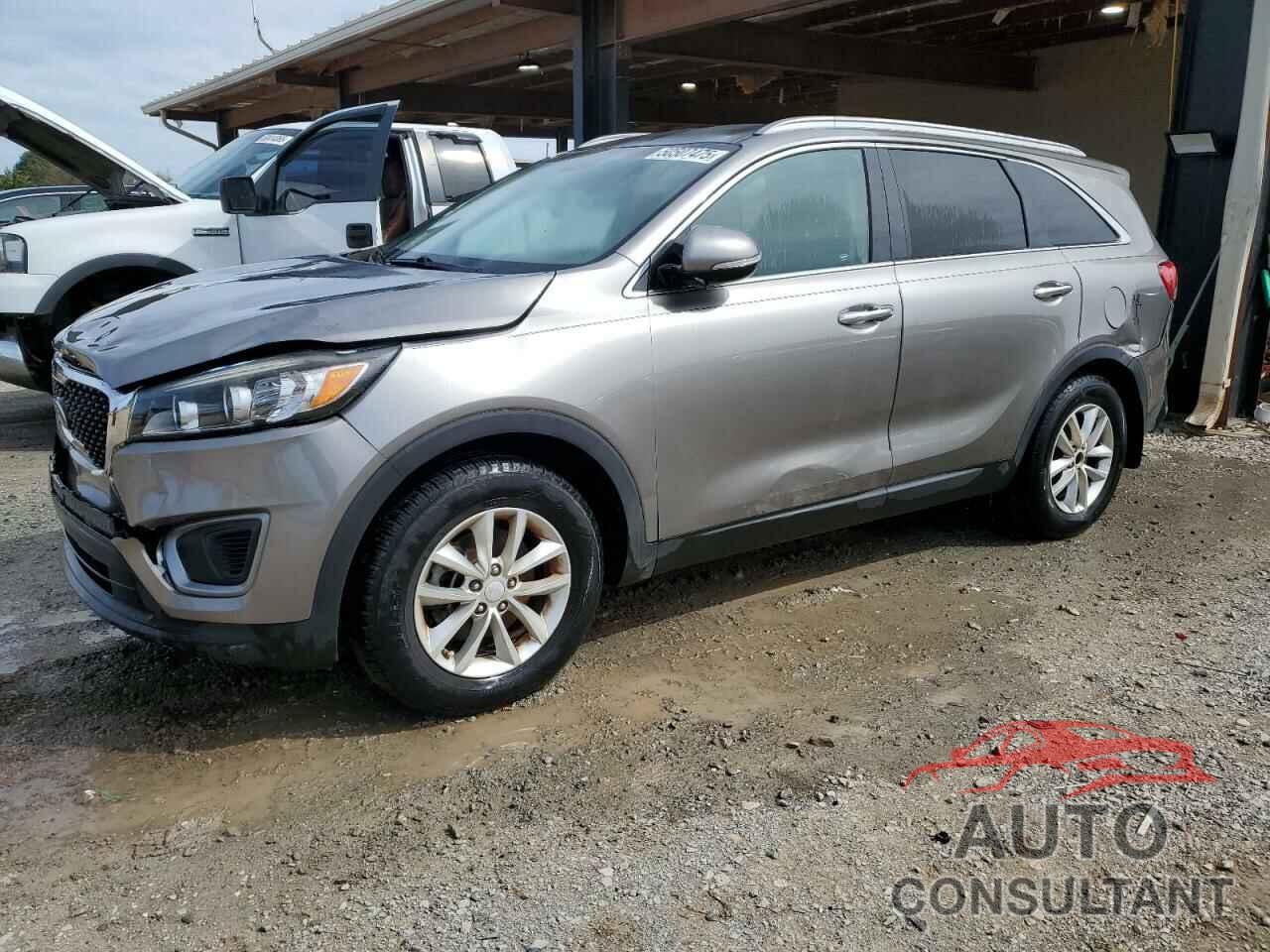 KIA SORENTO 2017 - 5XYPG4A35HG189020