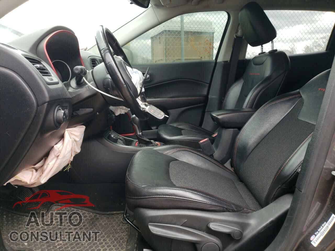 JEEP COMPASS 2020 - 3C4NJDDB1LT208675