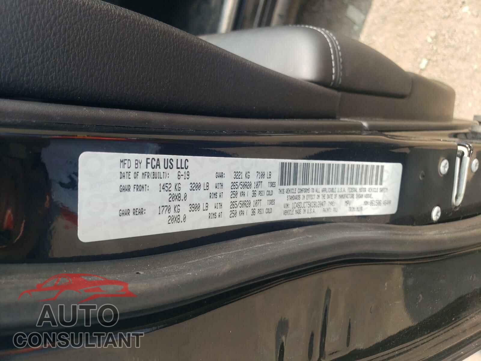 DODGE DURANGO 2019 - 1C4SDJCT5KC812047