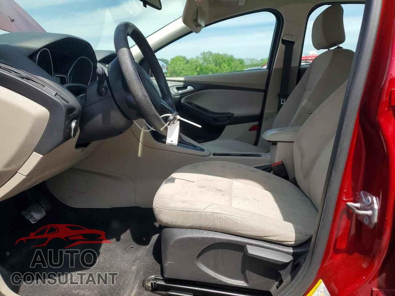 FORD FOCUS 2015 - 1FADP3F22FL238078