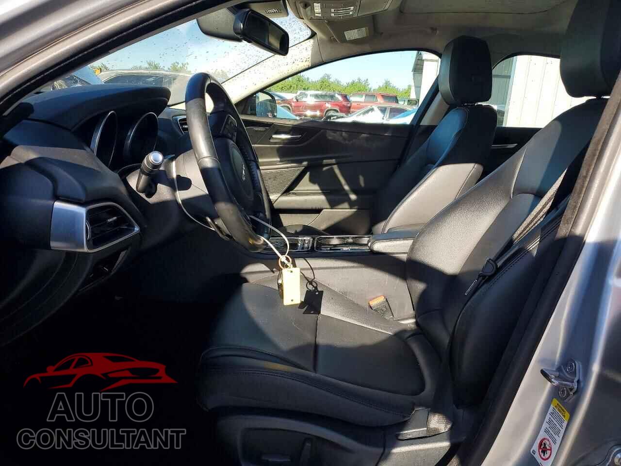 JAGUAR XE 2017 - SAJAD4BG5HA967110
