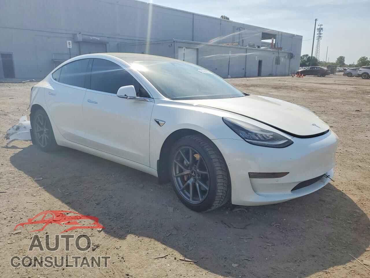 TESLA MODEL 3 2020 - 5YJ3E1EB3LF618563