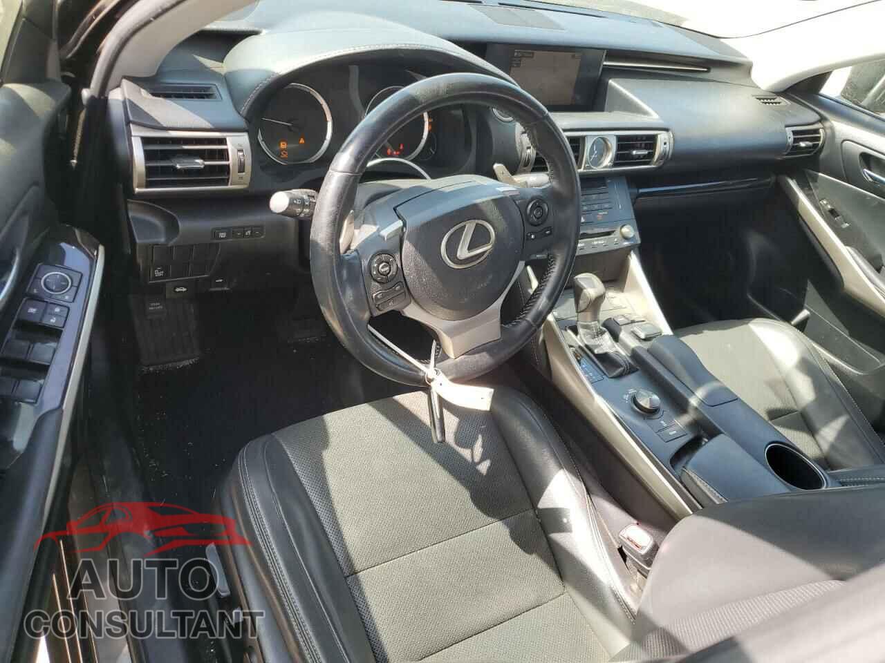 LEXUS IS 2015 - JTHCF1D22F5022654