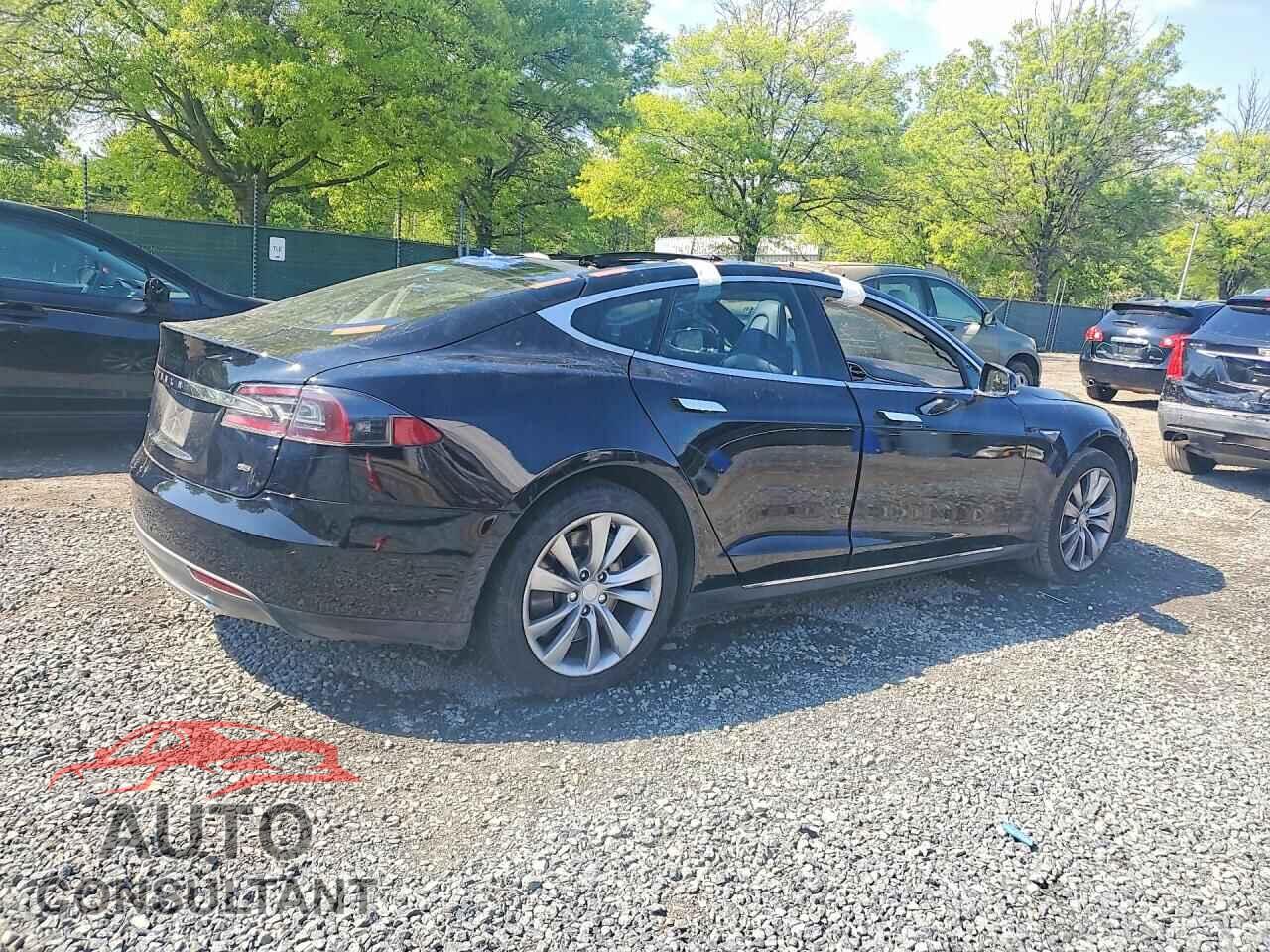 TESLA MODEL S 2014 - 5YJSA1H14EFP38479