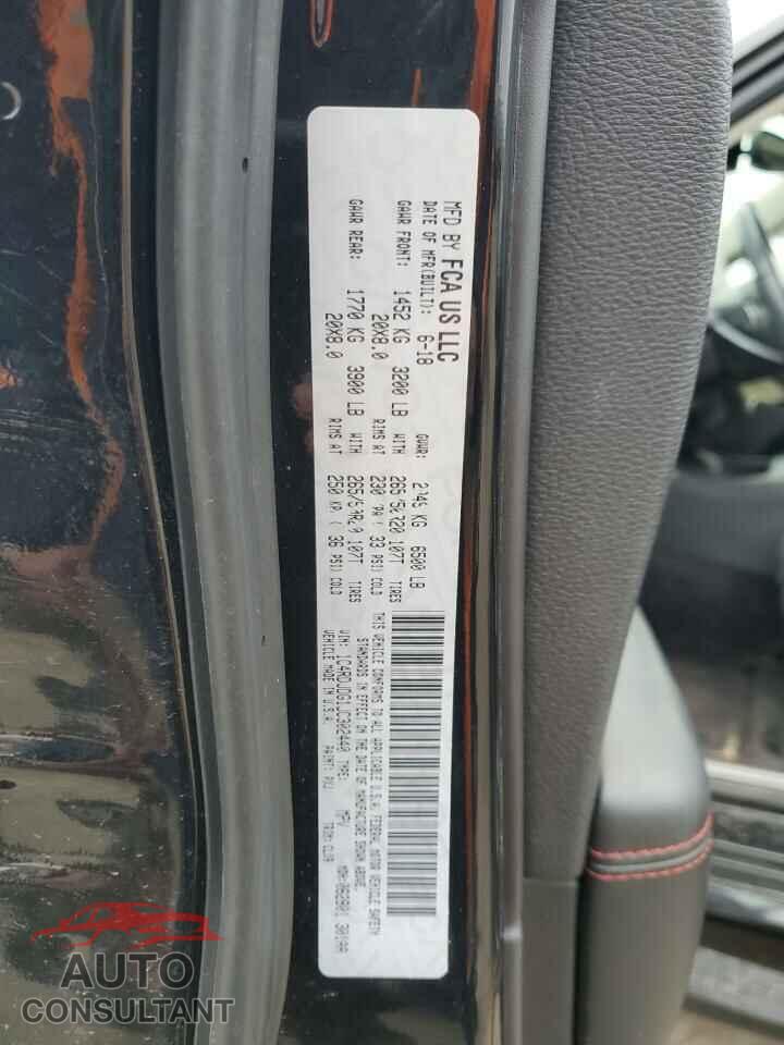 DODGE DURANGO 2018 - 1C4RDJDG1JC302440
