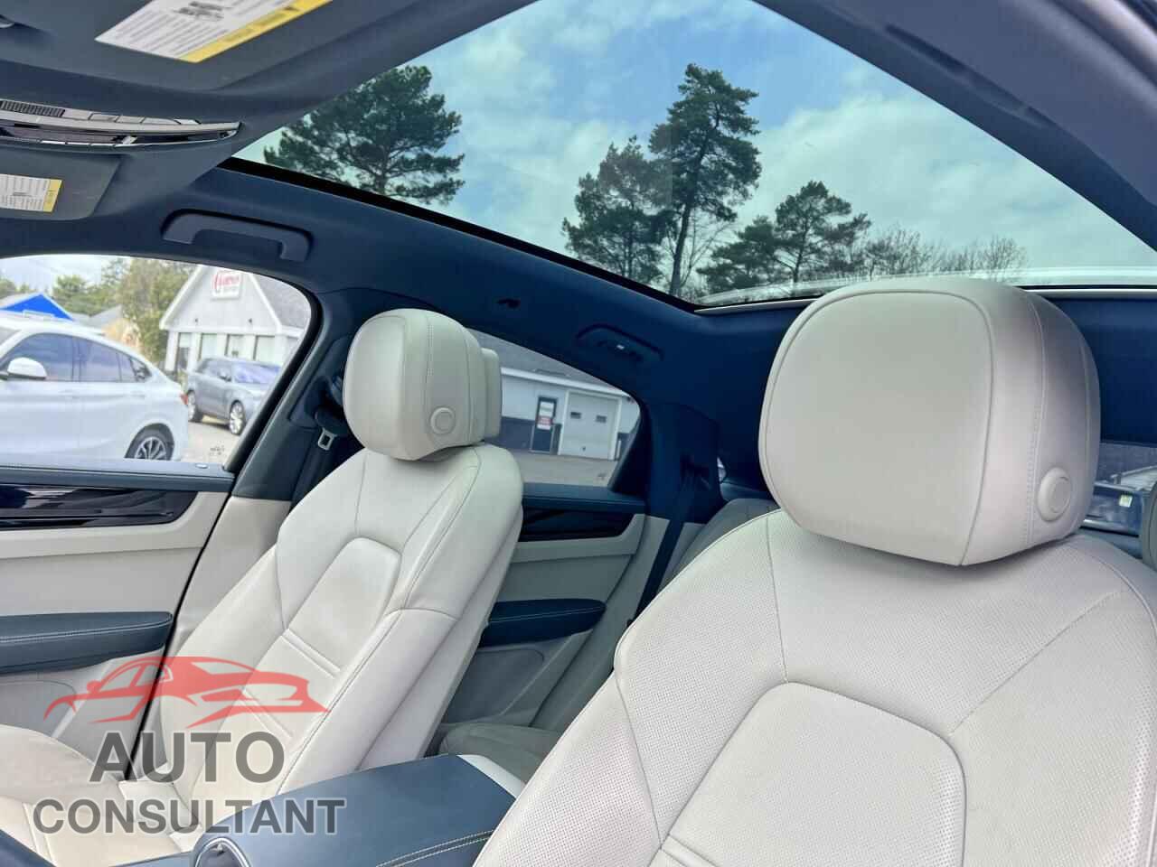 PORSCHE CAYENNE 2021 - WP1BE2AY0MDA44250