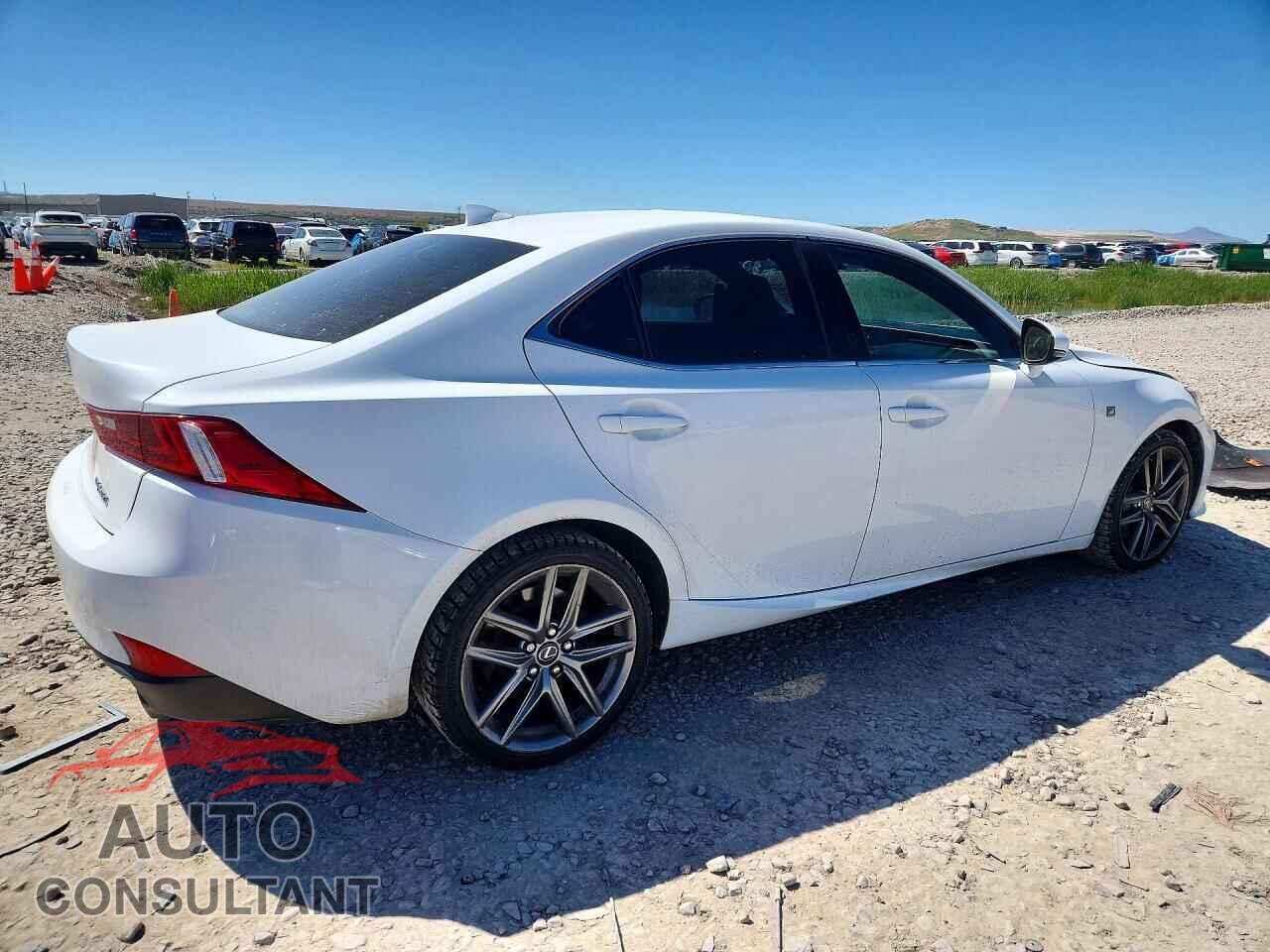 LEXUS IS 2014 - JTHCE1D25E5004439
