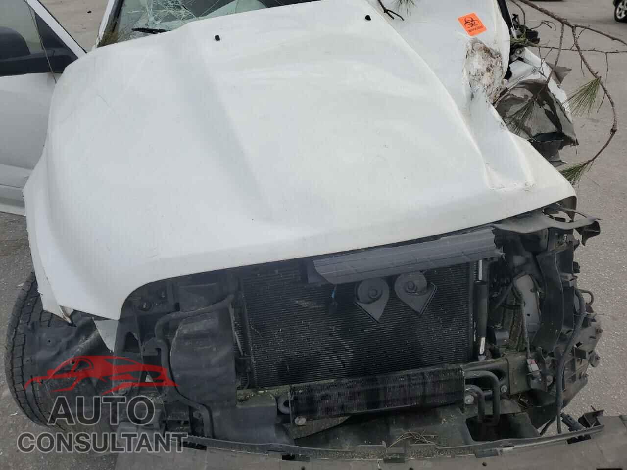 DODGE RAM 1500 2012 - 1C6RD6FTXCS331104