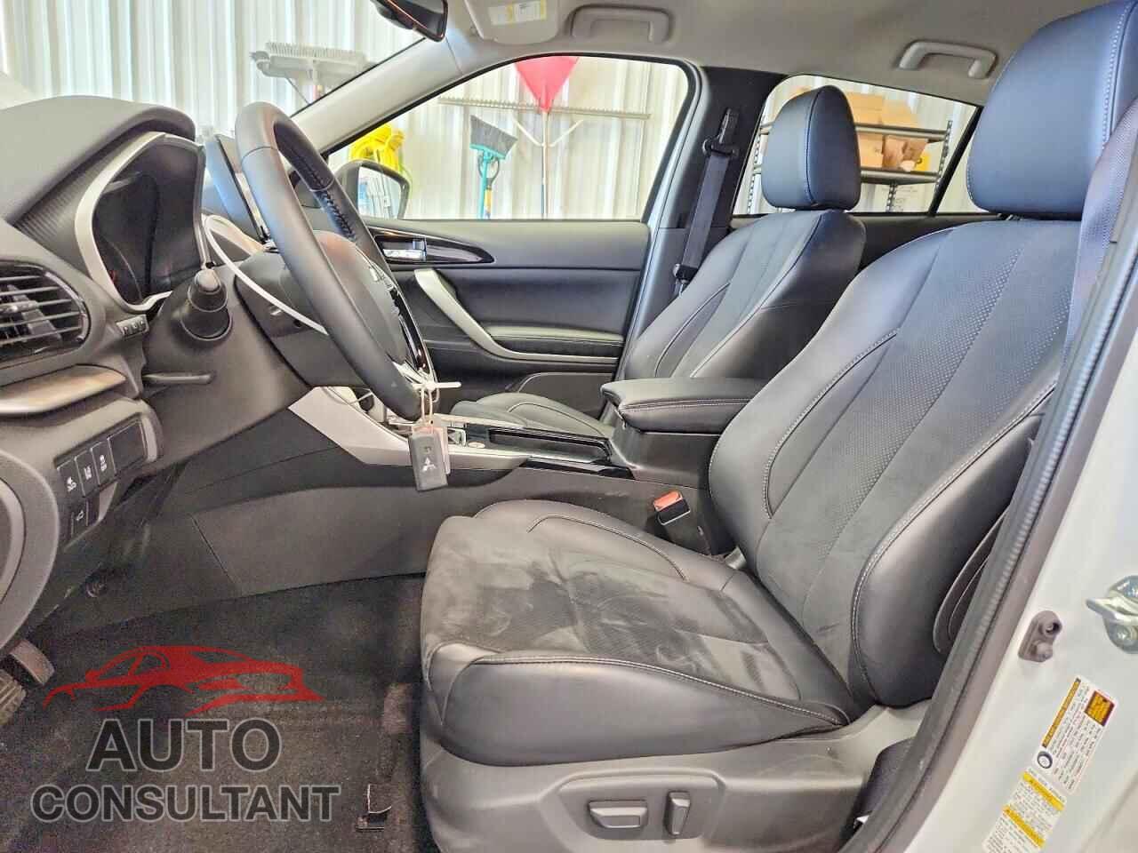 MITSUBISHI ECLIPSE 2025 - JA4ATWAA6SZ045975