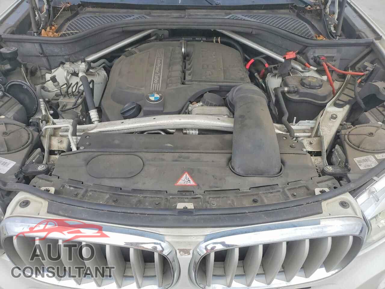 BMW X5 2014 - 5UXKR2C57E0H33897