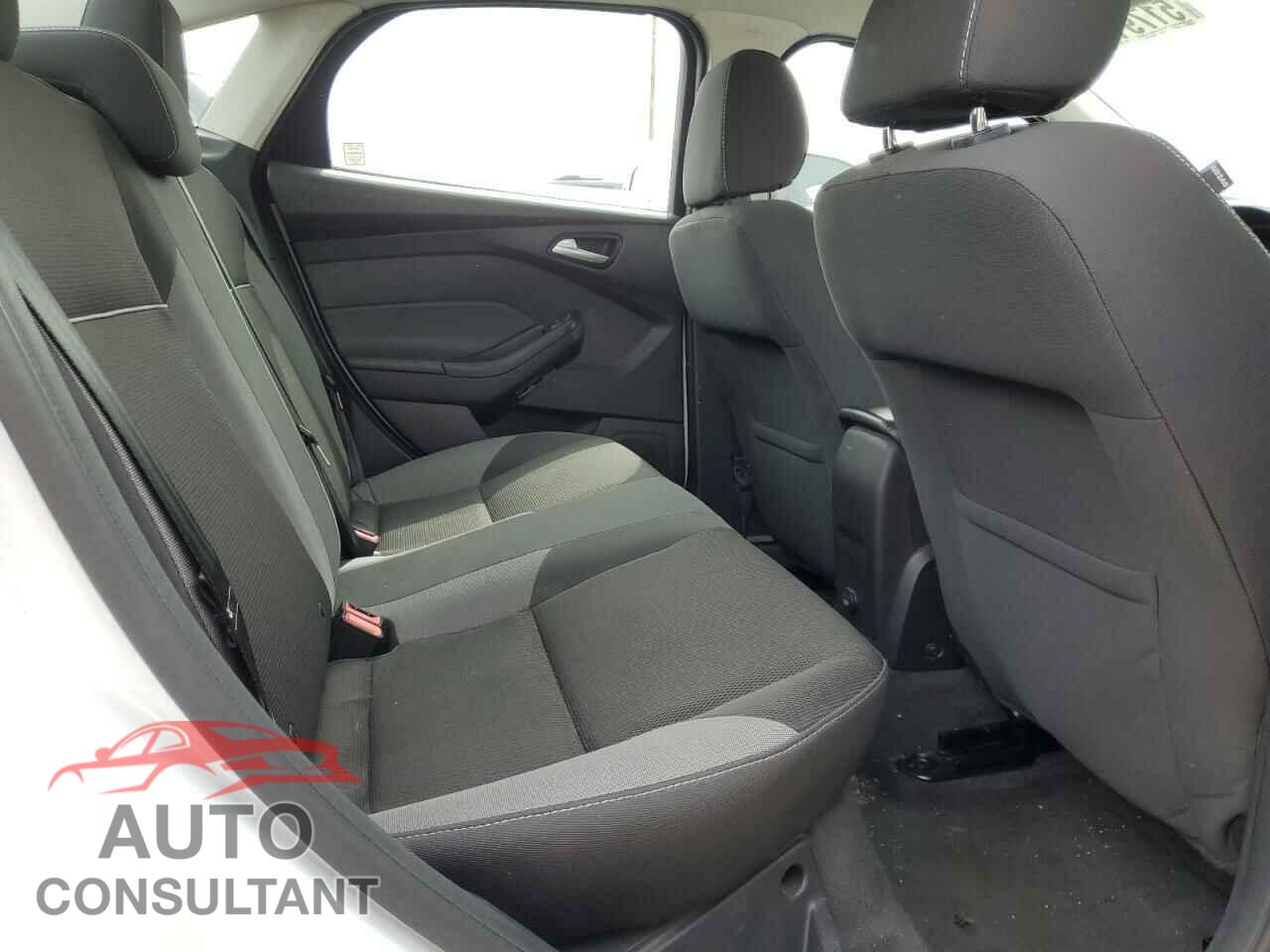 FORD FOCUS 2013 - 1FADP3F2XDL337521