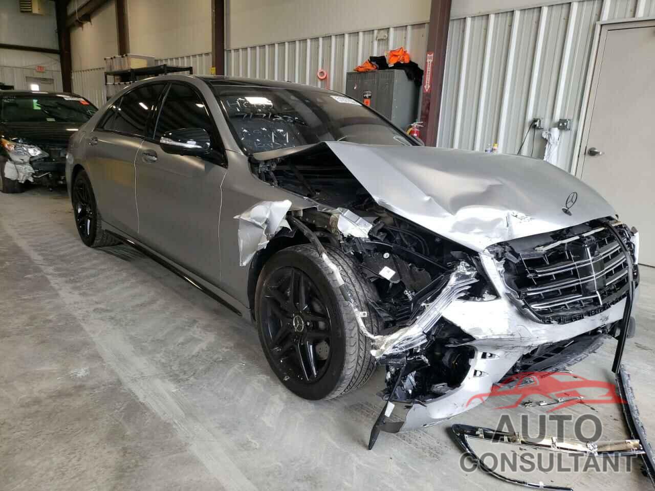 MERCEDES-BENZ S-CLASS 2018 - WDDUG6GB0JA370910