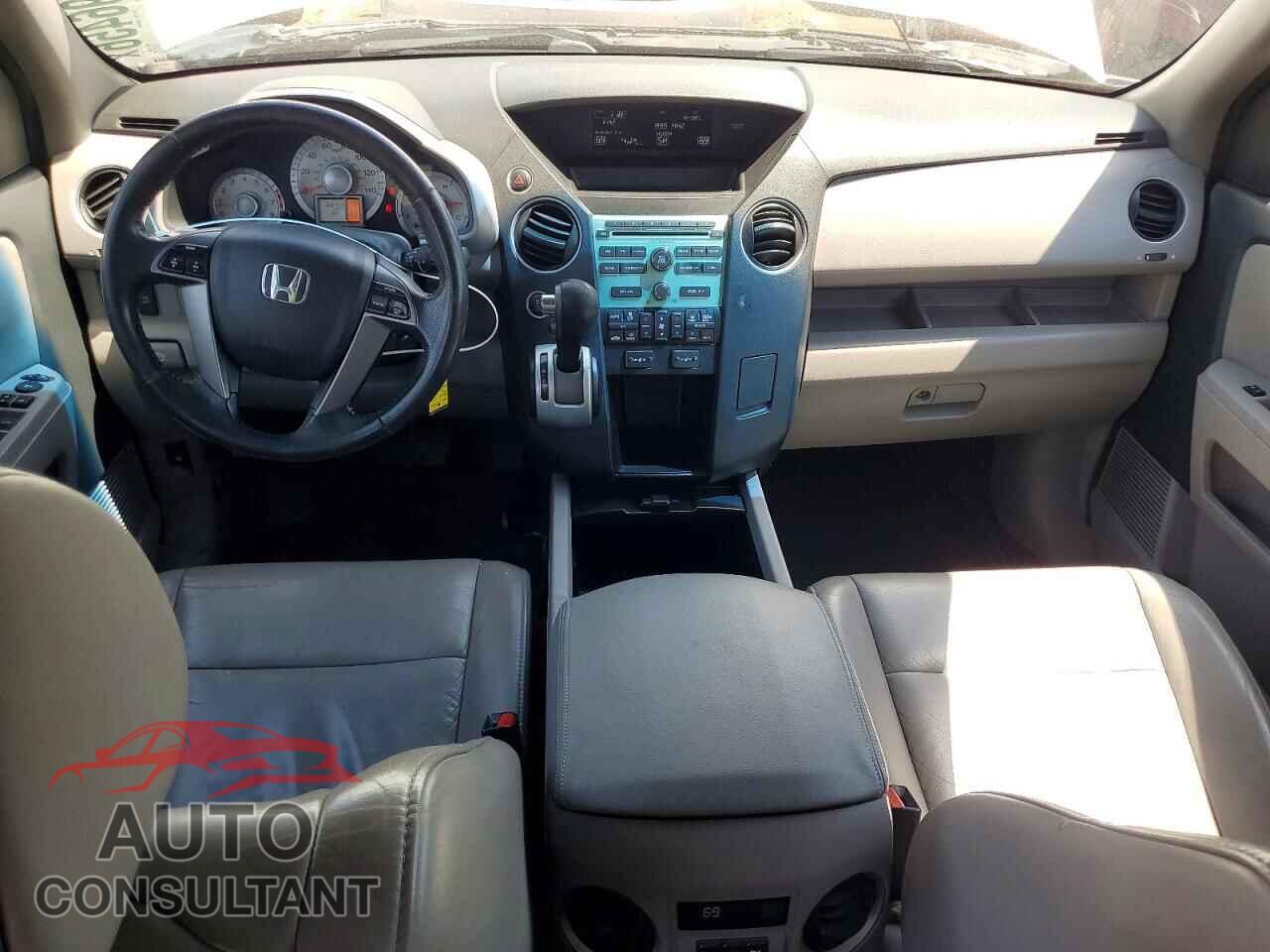 HONDA PILOT 2011 - 5FNYF4H58BB037908