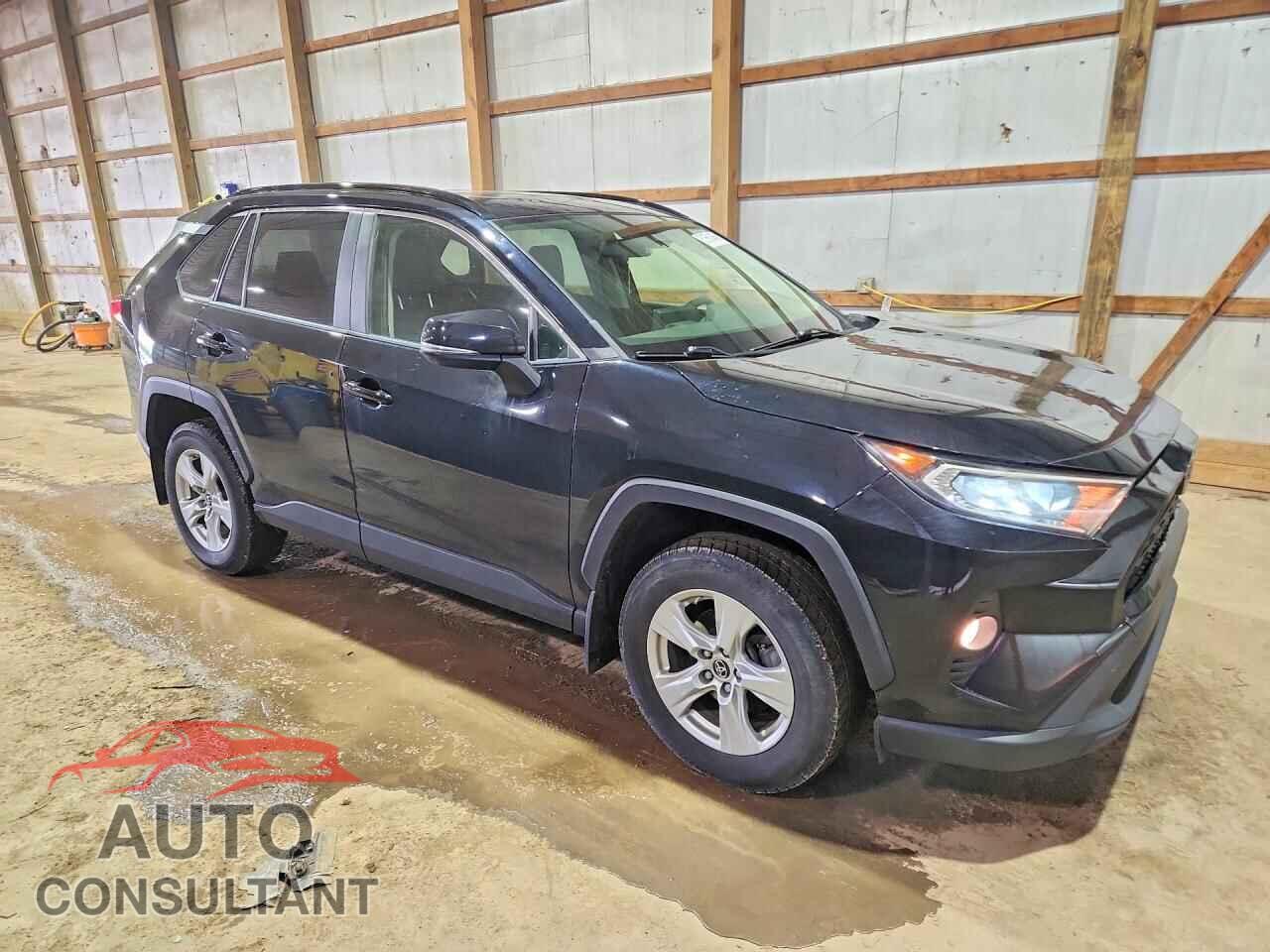 TOYOTA RAV4 2019 - JTMP1RFV3KD518814