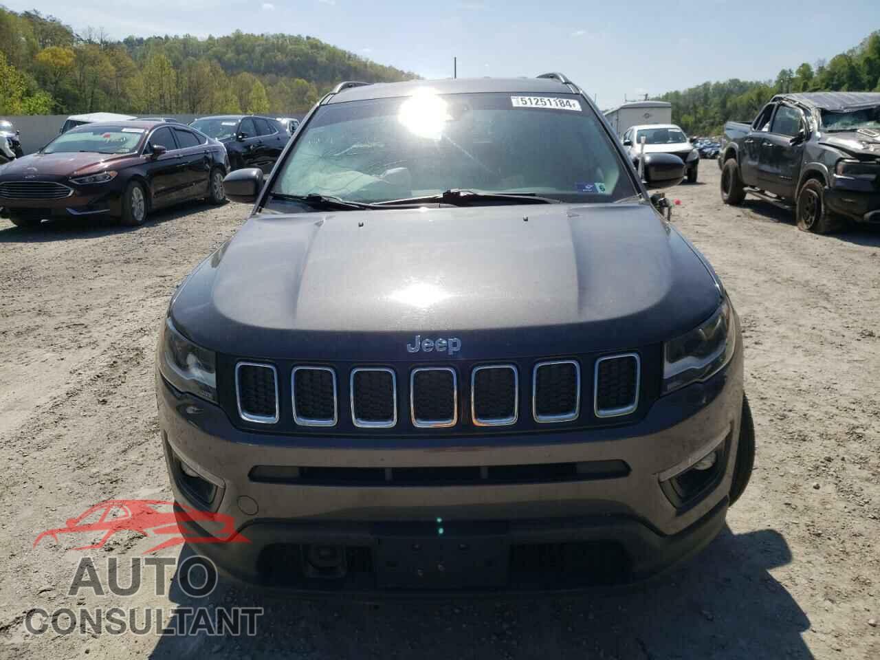 JEEP COMPASS 2018 - 3C4NJDBB7JT393606