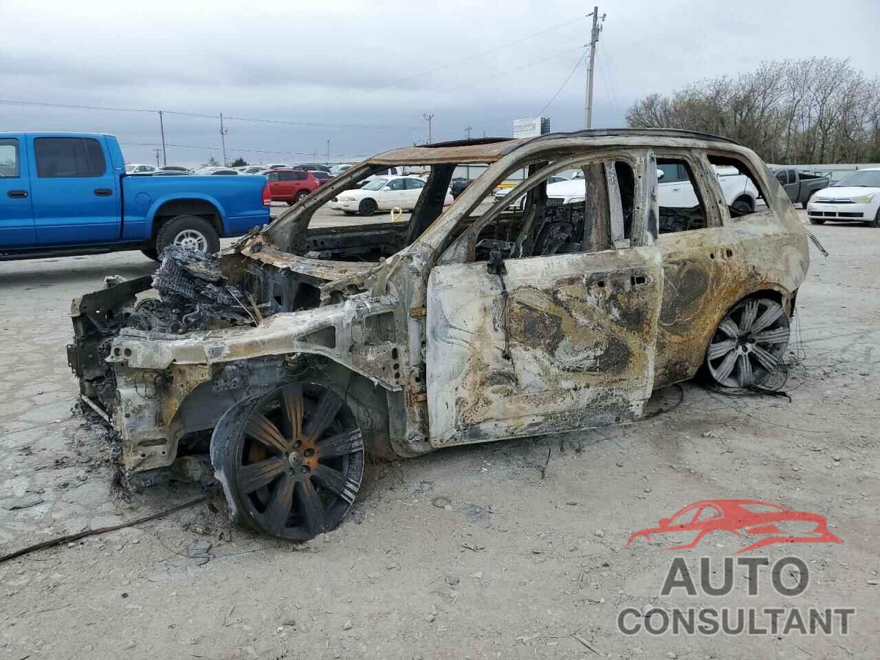 VOLVO XC90 2022 - YV4A22PL6N1836825
