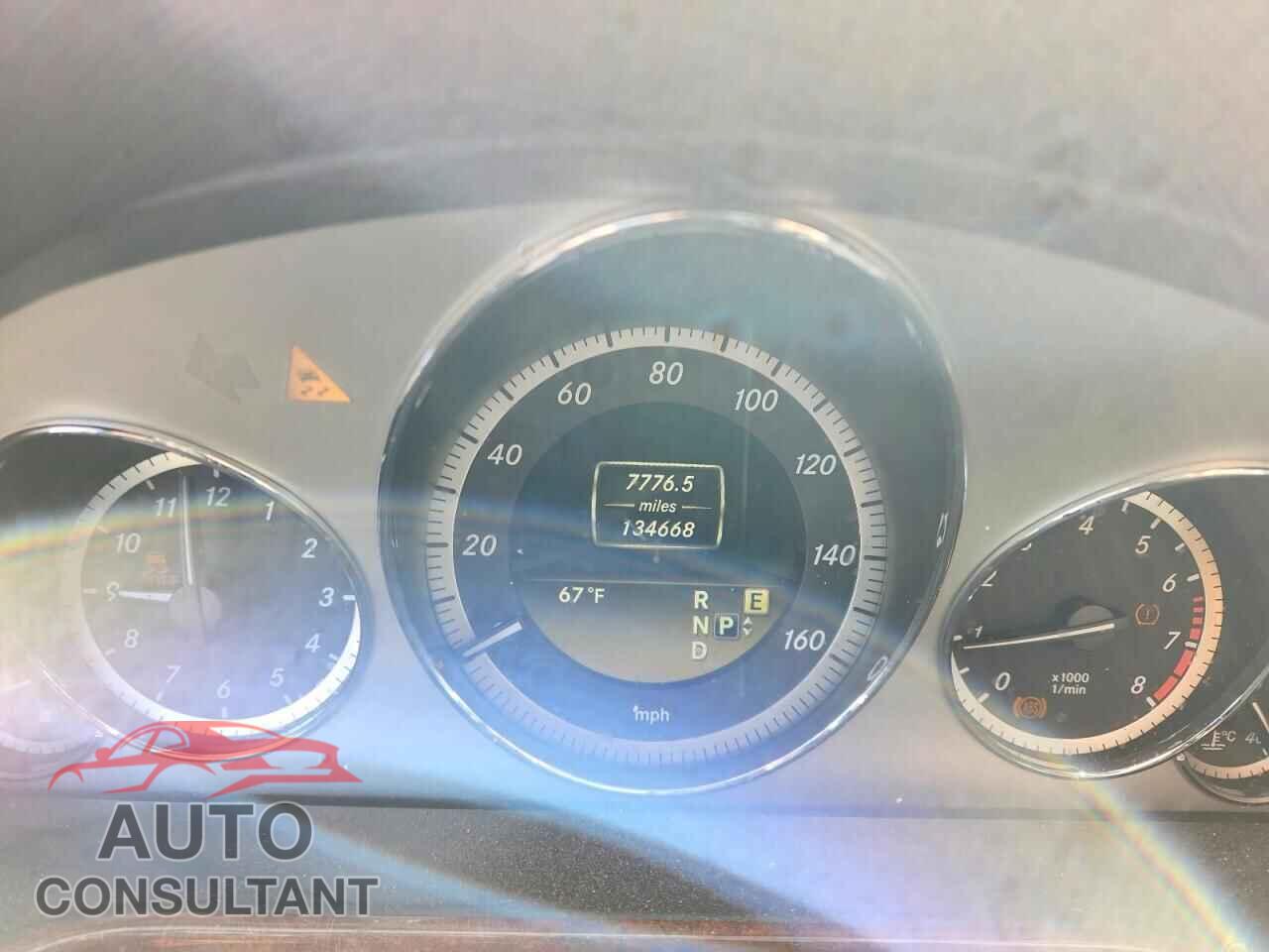 MERCEDES-BENZ E-CLASS 2011 - WDDHF5GB9BA515510