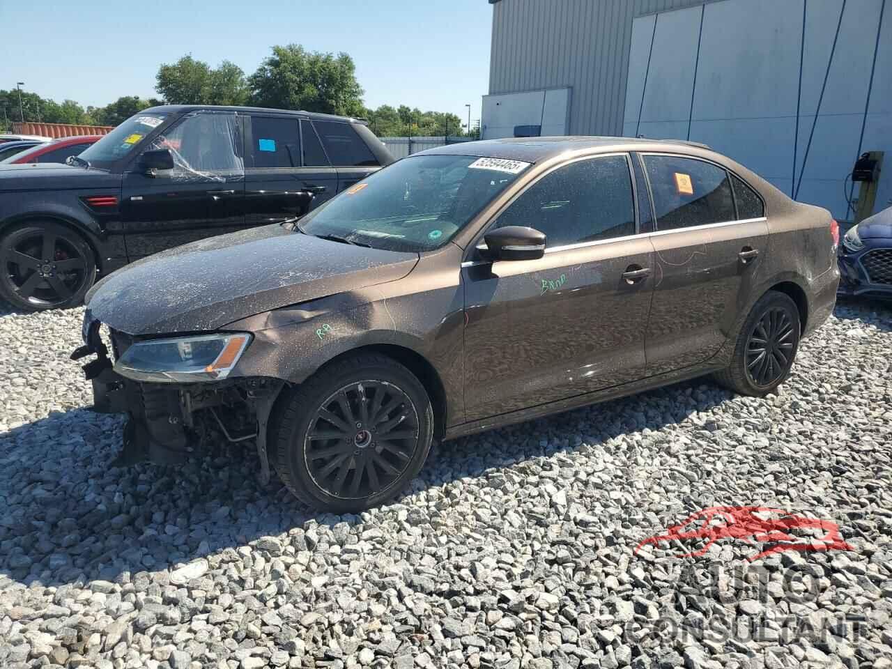 VOLKSWAGEN JETTA 2011 - 3VWLX7AJ8BM309284