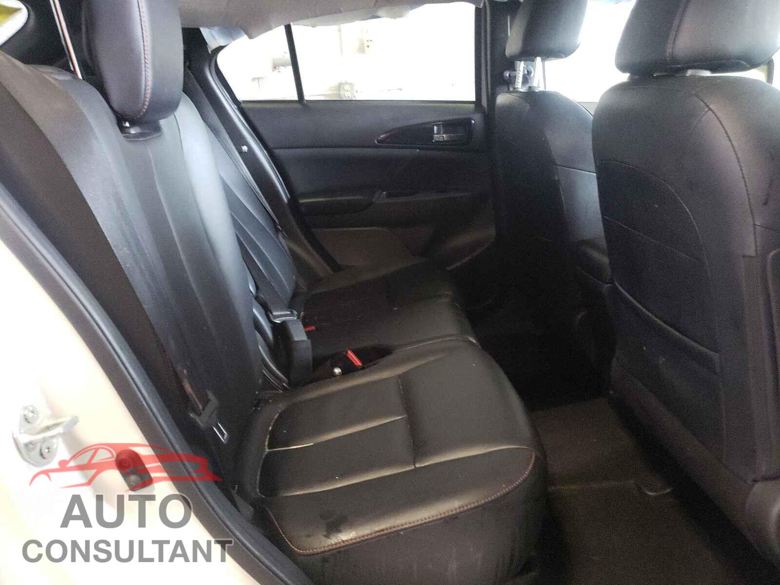 MITSUBISHI ECLIPSE 2019 - JA4AT5AA3KZ020879